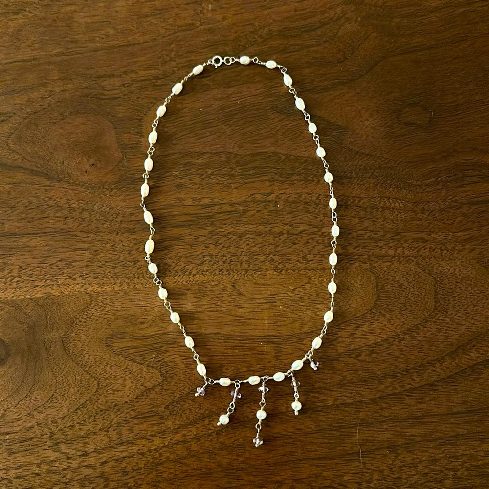 Silver necklace with pearls
